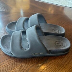 Lululemon Restfeel Sandal Women’s Graphite Size 10